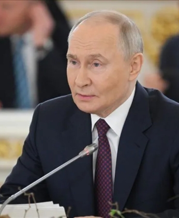 1792936184144putin-avrupadaki-protestolarin-nedeni-yonetimlerin-kendi-hatalari-xroa.jpg