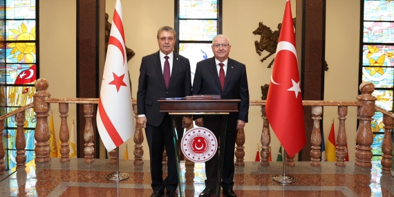 BAŞBAKAN ÜNAL ÜSTEL ANKARA’DA TÜRKİYE MİLLİ SAVUNMA BAKANI YAŞAR GÜLER İLE BİR ARAYA GELDİ