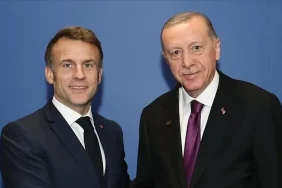 1793172680261Macron.webp