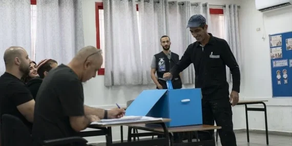 İsrail seçimlerinde “çift zarf” oyları hariç sandıkların hepsinin sayımı tamamlandı