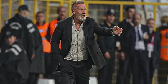 Son Dakika Spor Haberi | Thorsten Fink: Cumartesi günü bir şehir, bir şehre karşı