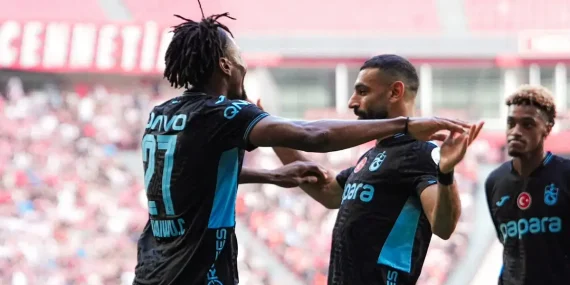 ÖZET | Trabzonspor, Samsunspor deplasmanında 3 puanı 3 golle aldı