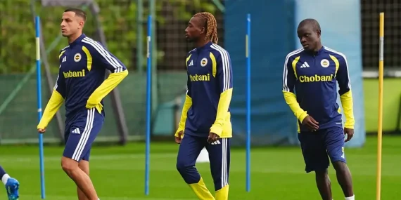 Fenerbahçede ocak ayında ayrılık beklentisi: Canlı yayında gündeme getirildi