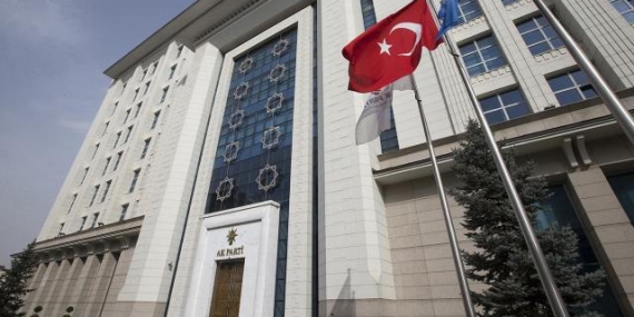 AK Parti’den Zeynel Emre, Şaban Sevinç ve Timur Soykan’a tazminat davası