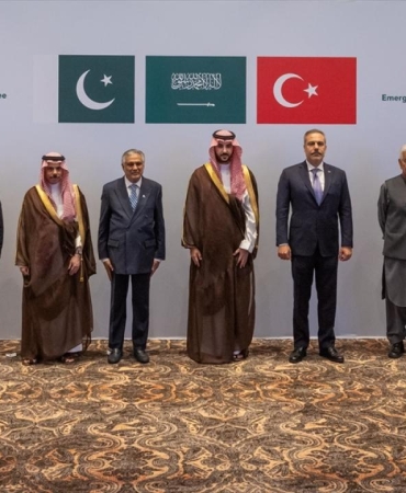bakanlar-fidan-ve-guler-riyadda-aa-2493576.jpg