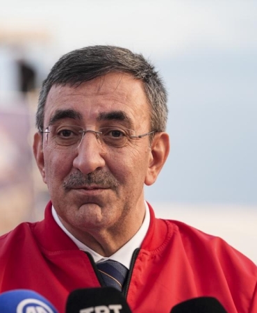 cevdet-yilmazaa-2493294.jpg