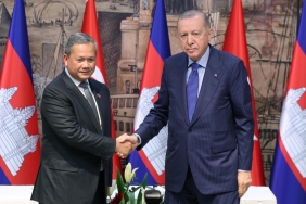 cumhurbaskani-erdogan-kambocya-basbakani-hun-manet-aa-2496491.jpg