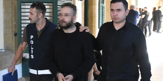 LEFKOŞA’DA UYUŞTURUCU VE REÇETELİ İLAÇ SORUŞTURMASI: H.Ö. 45 GÜN CEZAEVİNE GÖNDERİLDİ