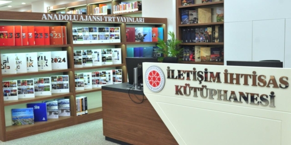 İletişim İhtisas Kütüphanesi’ne kurumsal sorumluluk özel ödülü