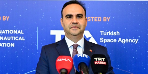 Bakan Kacır: Türkiye, derin uzay mirası bırakan ilk ülke olmayı amaçlıyor