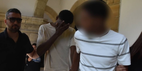 LEFKOŞA’DA 15 GRAM HİNT KENEVİRİ: 2 ZANLIYA 5 GÜN TUTUKLULUK
