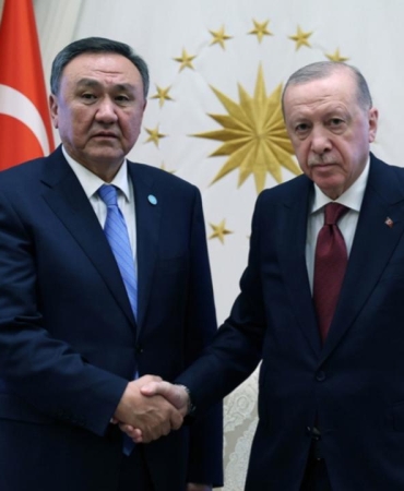 recep-tayyip-erdogan-kubanicbek-omuraliyev-aa-2497750.jpg