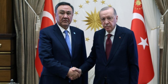 Cumhurbaşkanı Erdoğan, TDT Genel Sekreteri Ömüraliyev’i kabul etti