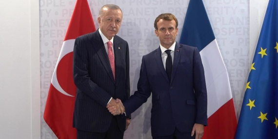 Cumhurbaşkanı Erdoğan, Fransa Cumhurbaşkanı Macron ile telefonda görüştü