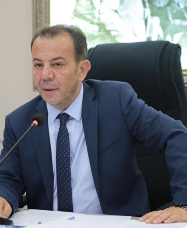 tanju-ozcan-aa-1871480.jpg