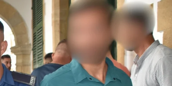 TURİST VİZESİYLE GELDİ, DERBEDER SUÇUNDAN TUTUKLANDI